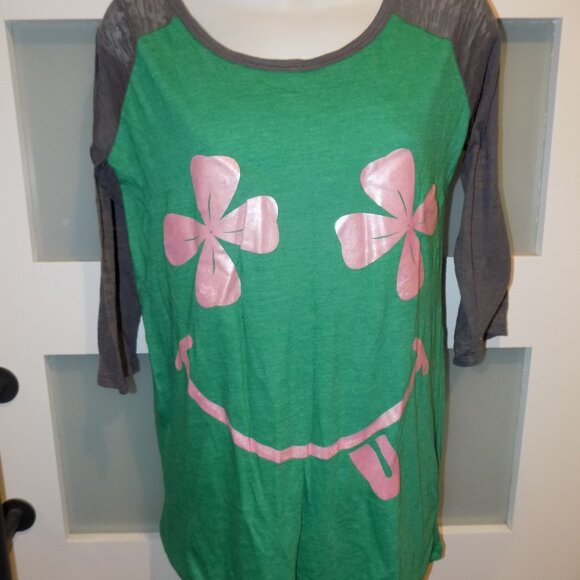 L.O.L Vintage Green Four Leaf Clover Smiley Face Size L Women's NEW - Picture 1 of 3